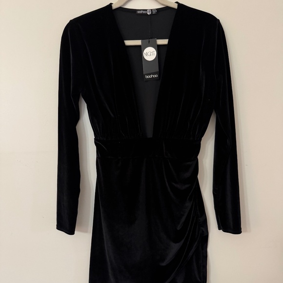 Black Velvet BOOHOO Dress - Picture 1 of 5